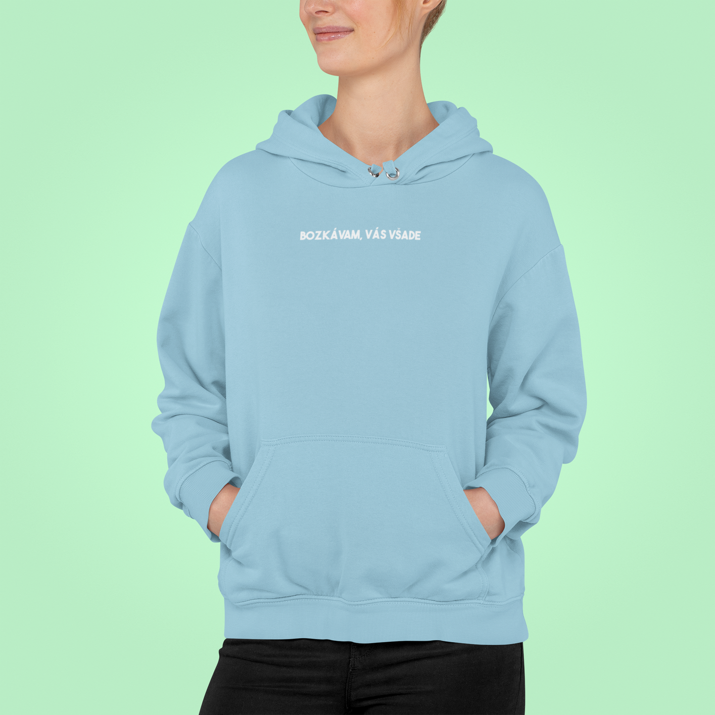 Mikina s nápisom "Bozkávam vás všade"