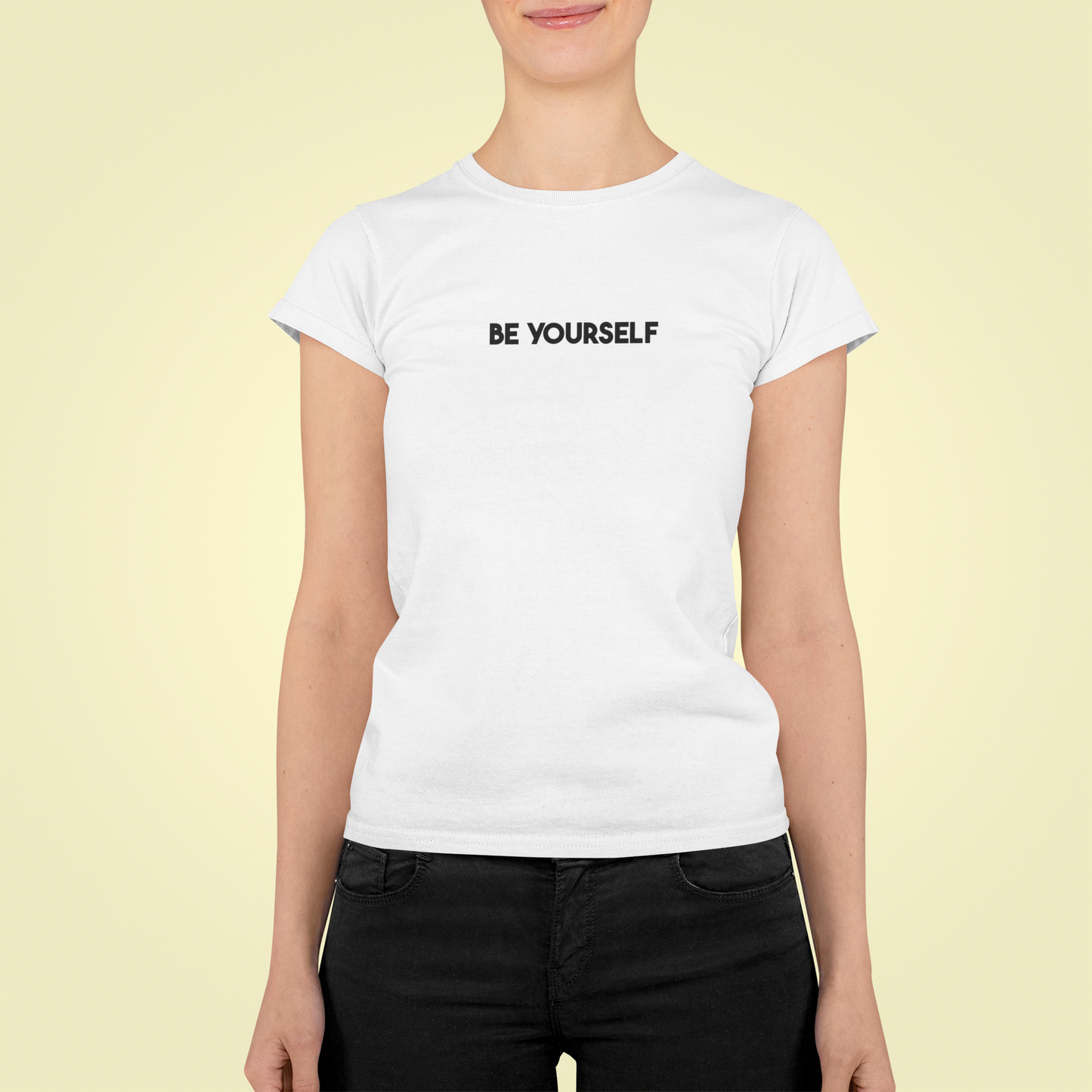 Tričko s nápisom "Be yourself" - Bombové