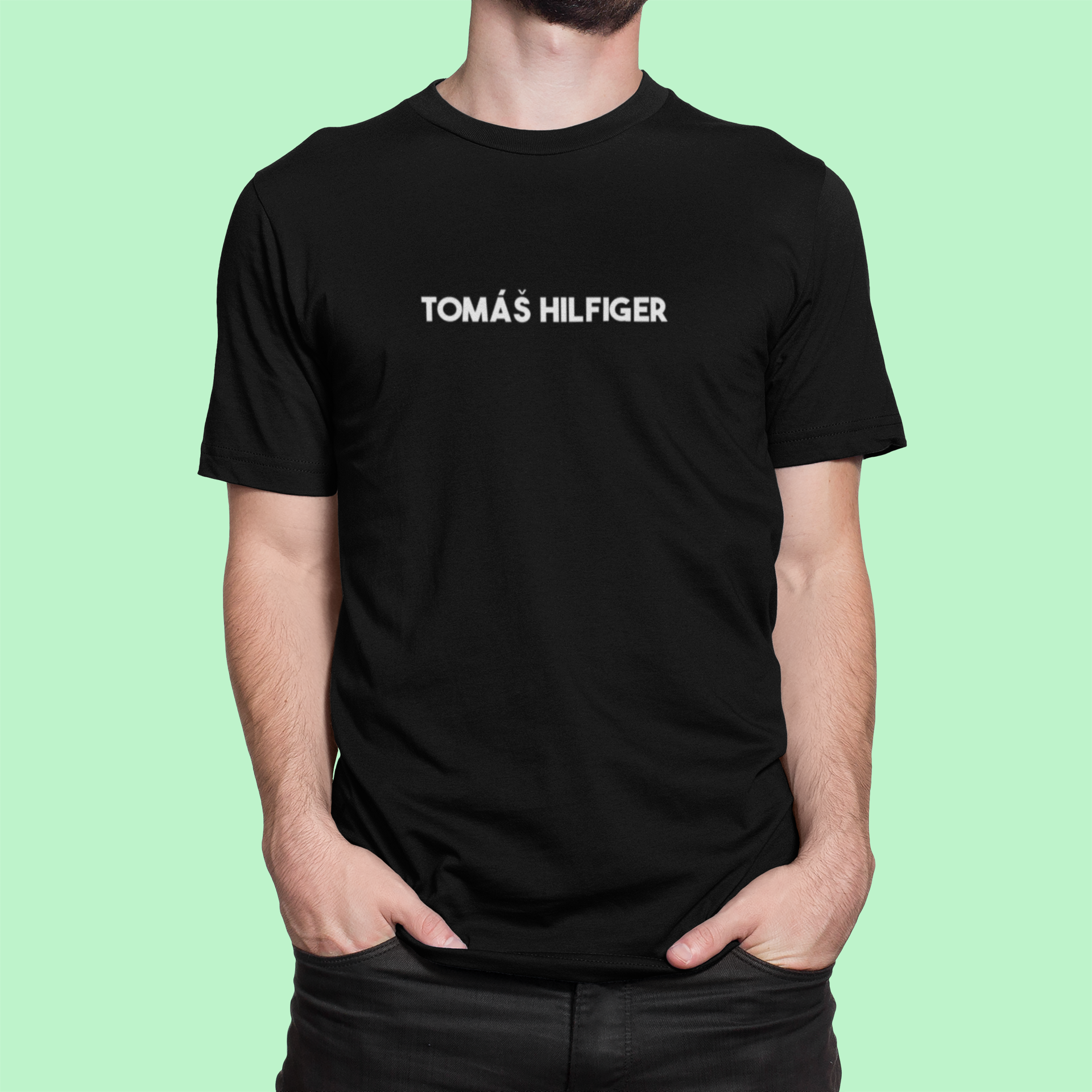 Tričko s nápisom "Tomáš Hilfiger" - Bombové